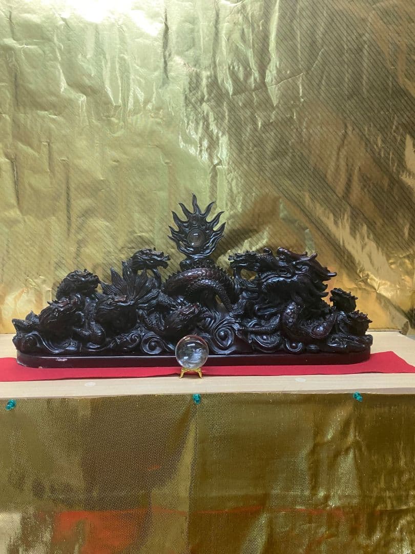九頭龍の置物